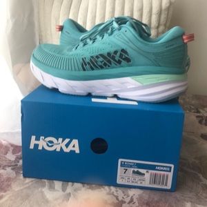 NIB Hoka Bondi 7 Size 7